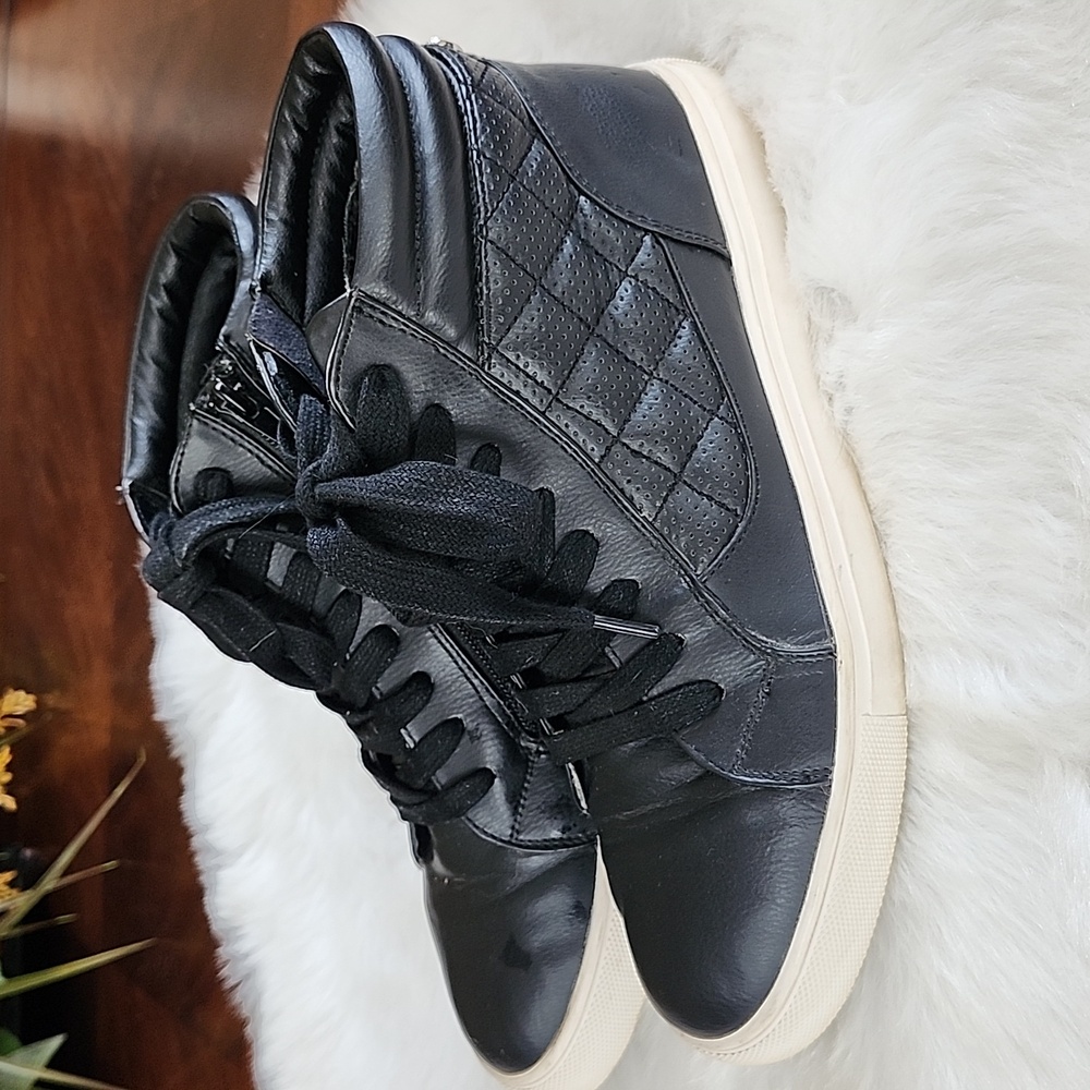 Steve Madden leather high top EURIAH style sneakers,  9